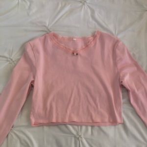 Long sleeve pink cropped shirt with lace trim size small